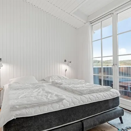Odeta - 50m From The Sea By Interhome *